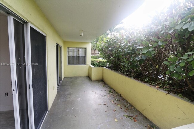 Building Photo - 10755 SW 108th Ave