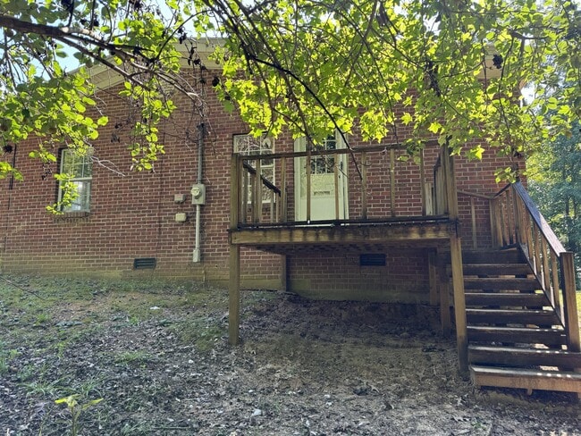 Building Photo - 303 Co Rd 1650