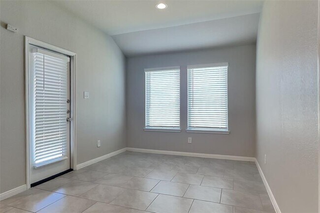 Building Photo - 3519 Windham Way