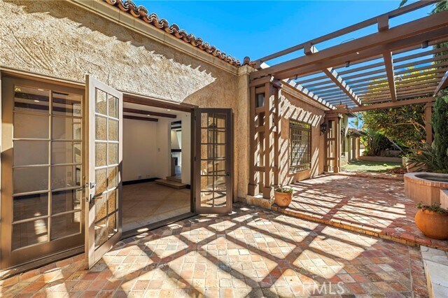 Building Photo - 1316 Beverly Grove Pl