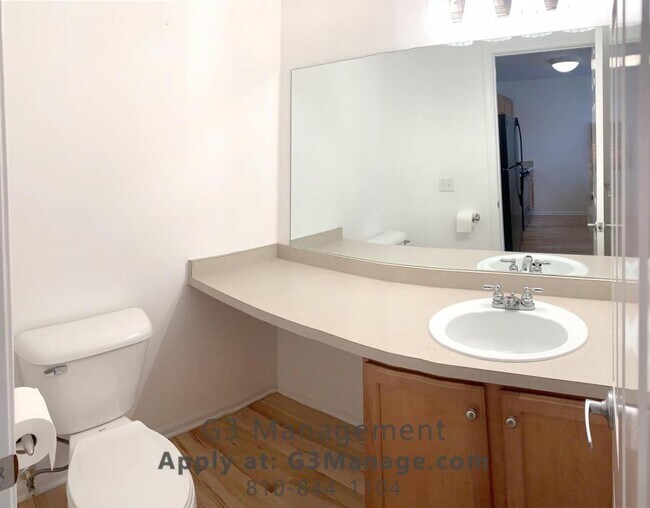 Building Photo - 2958 Barclay Wy