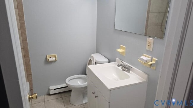 Building Photo - 120 St Mark St