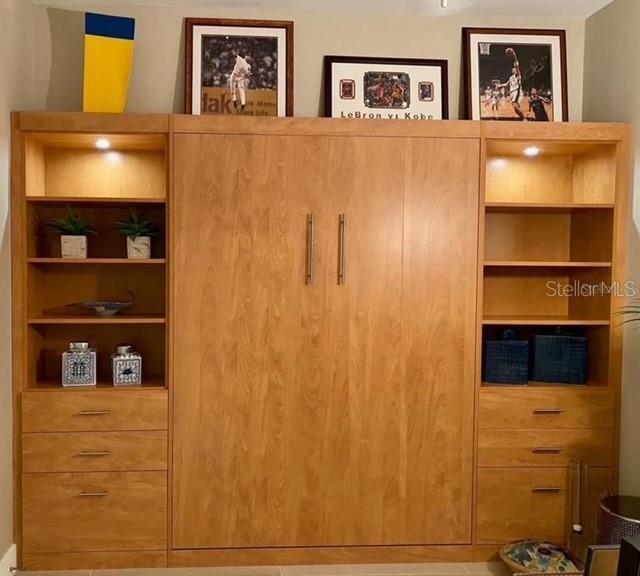 Building Photo - 1120 E Kennedy Blvd