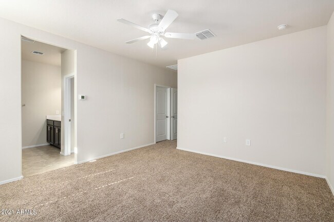 Building Photo - 36071 Seville Dr