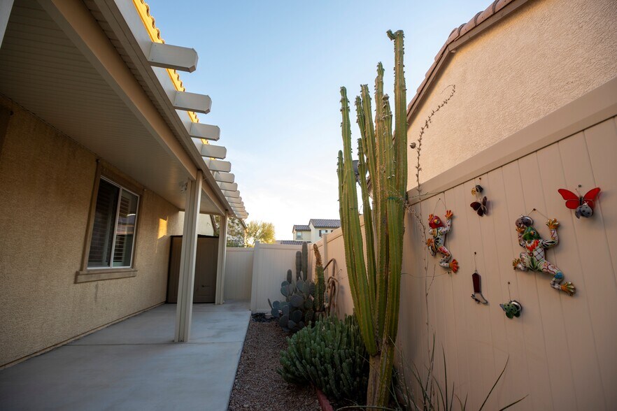 Building Photo - 5249 Brazelton St