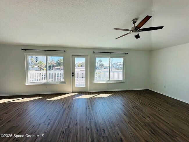 Building Photo - 130 Norwood Ave