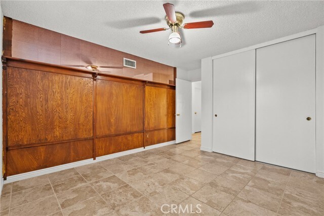 Building Photo - 10561 Alskog St