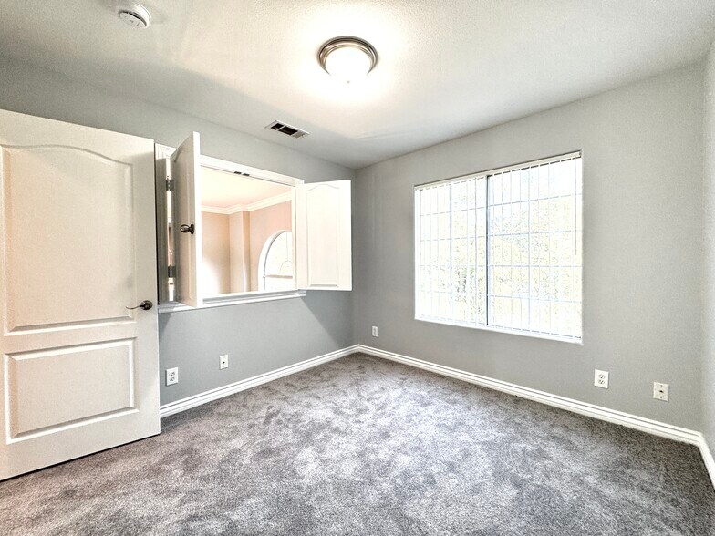 Study room / 4th bedroom - 27 Hampton Ct