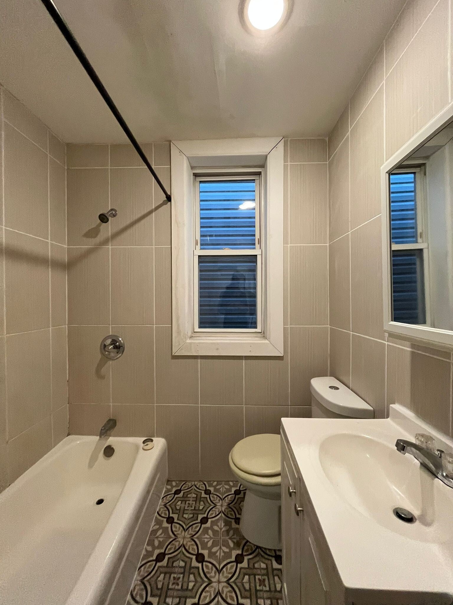 Building Photo - 51 Wade St