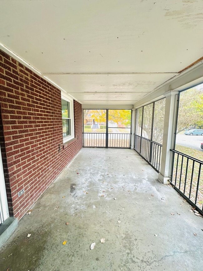 Building Photo - Updated Home in Highly Desired Deer Park Neighborhood