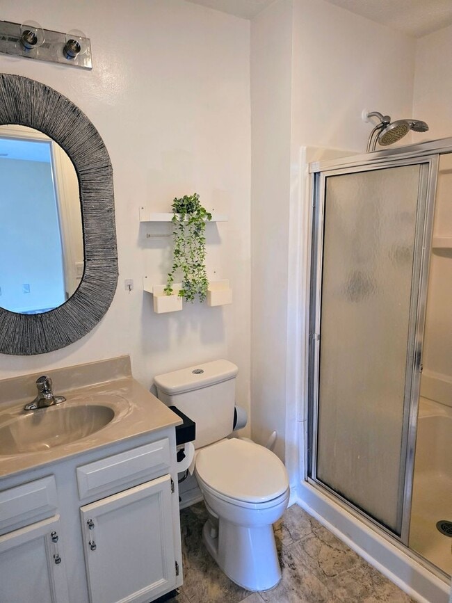 Building Photo - 3 Bed 2 Bath Huber Heights