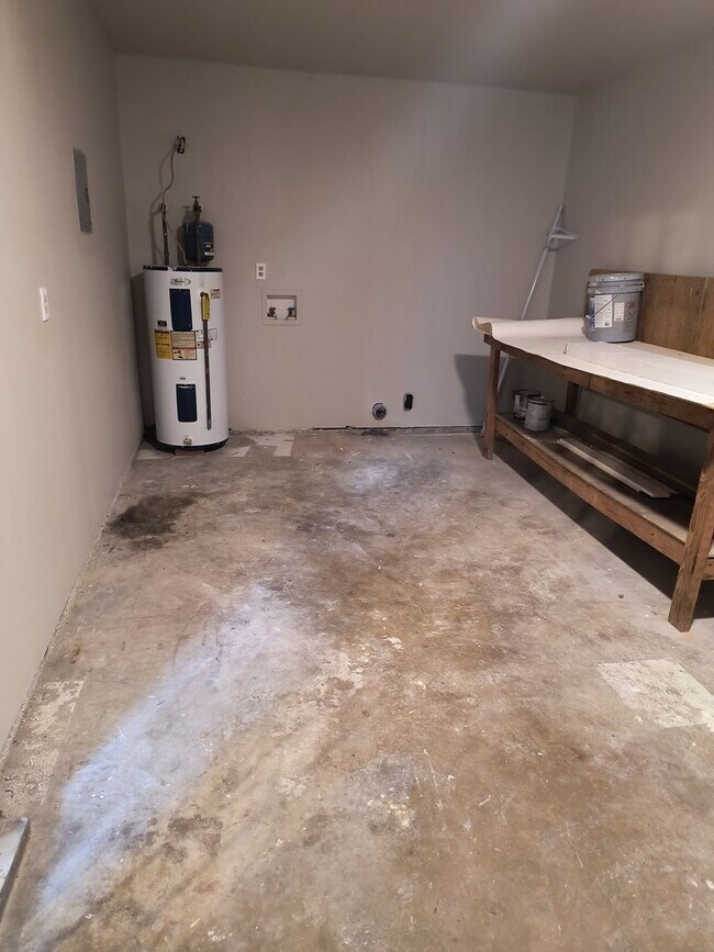 Building Photo - Single Family Home for Rent