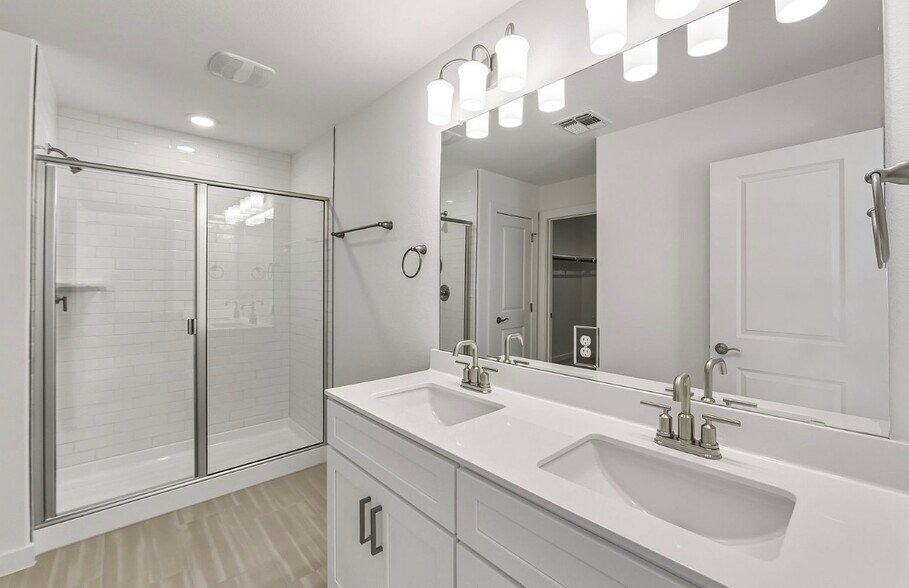 Building Photo - 480 Tailwind Dr