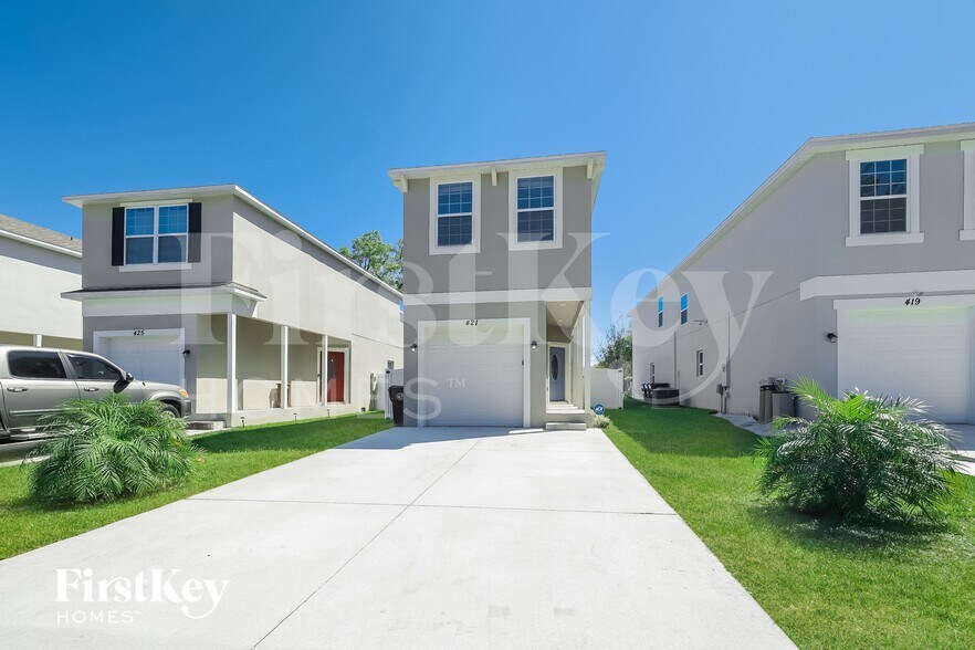 Building Photo - 421 N Finley Ave