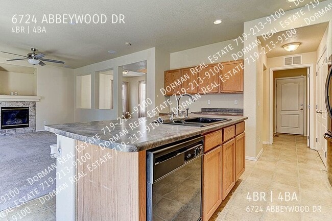Building Photo - 6724 Abbeywood Dr