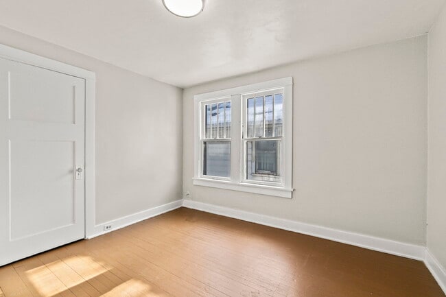 Building Photo - 1139 Pursell Ave