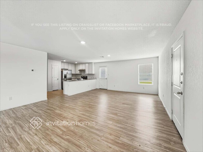 Building Photo - 136 Parish Ln