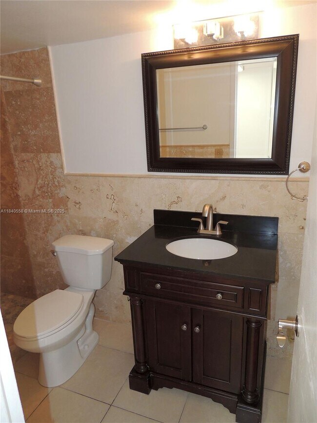 Building Photo - 13155 Ixora Ct