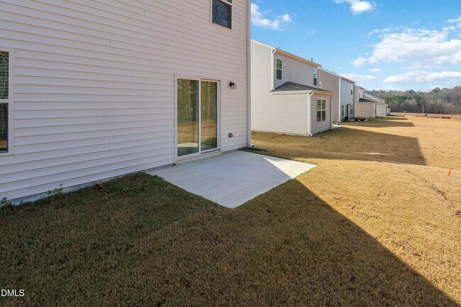 Building Photo - 258 Palm Dr