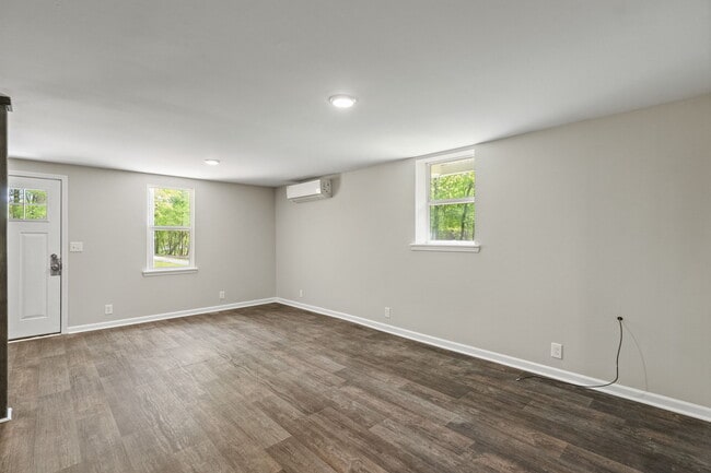 Building Photo - 3302 Possum Trot Rd