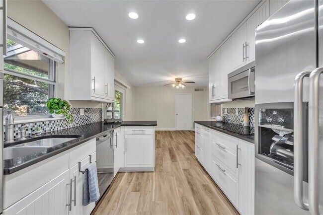 Building Photo - 110 Bilsdale Ct