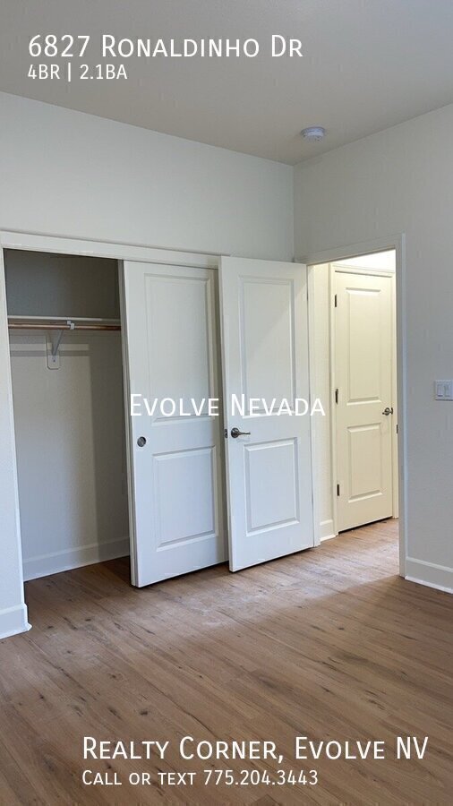 Building Photo - 6827 Ronaldinho Dr