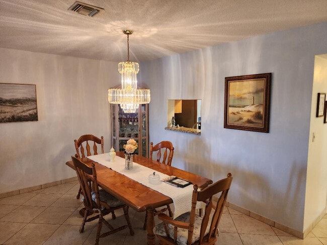 Building Photo - 4141 NW 44th Ave