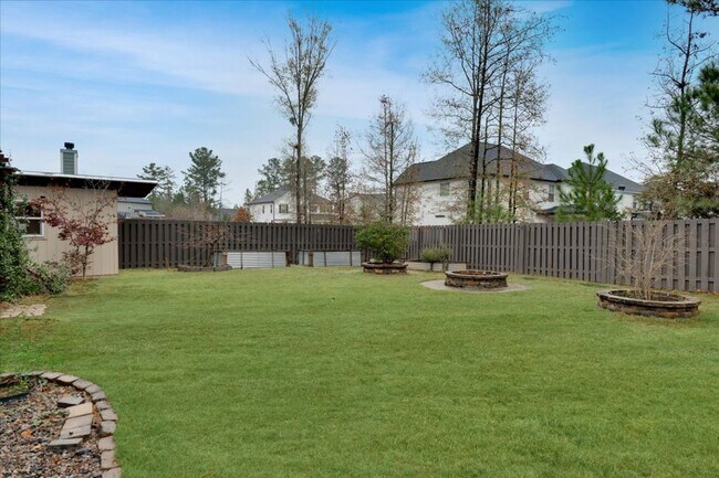 Building Photo - 1883 BEAUTIFUL HOME