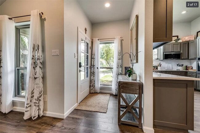 Building Photo - 7713 Salzburg Dr