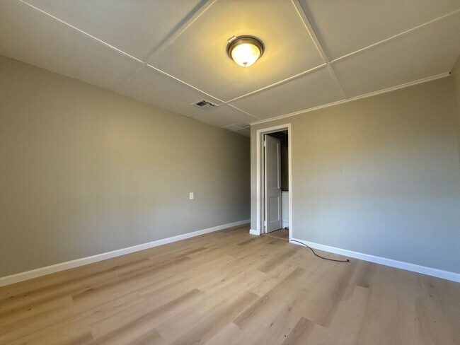 Building Photo - 12102 Belair Rd