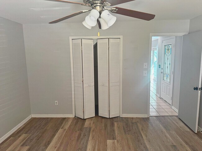 Building Photo - 13660 Abbey Dr