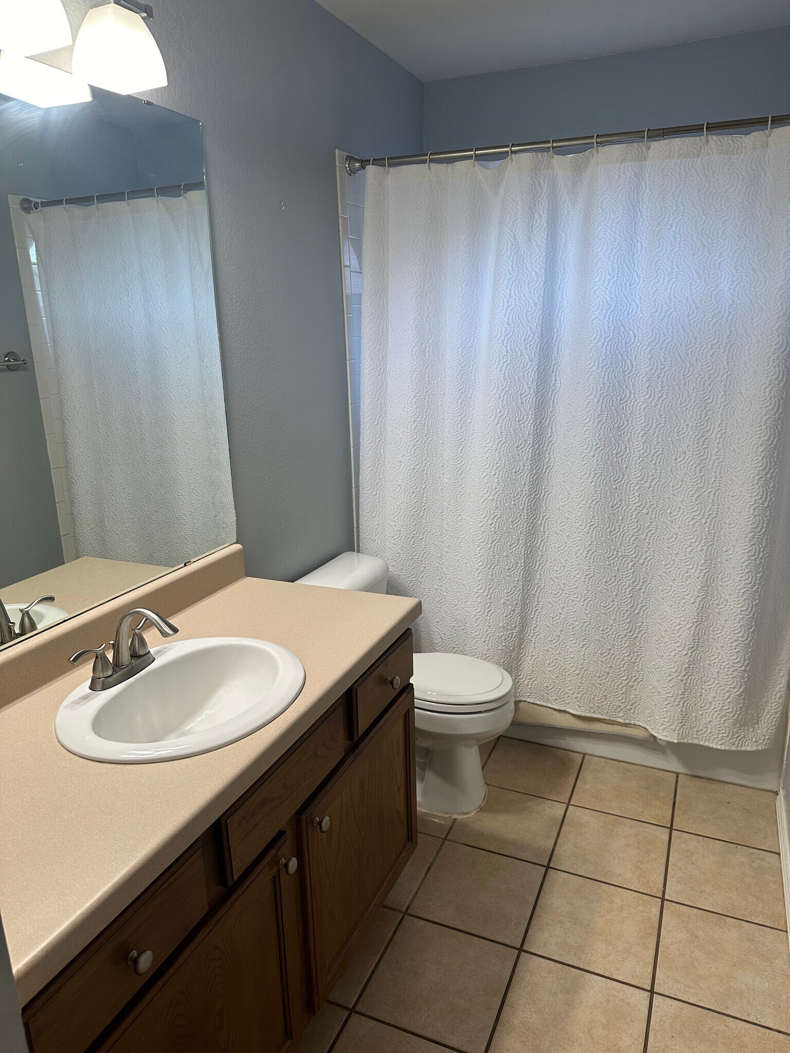 Building Photo - 1004 Shadowlake Rd