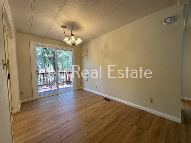 Building Photo - 4700 Mineral Way
