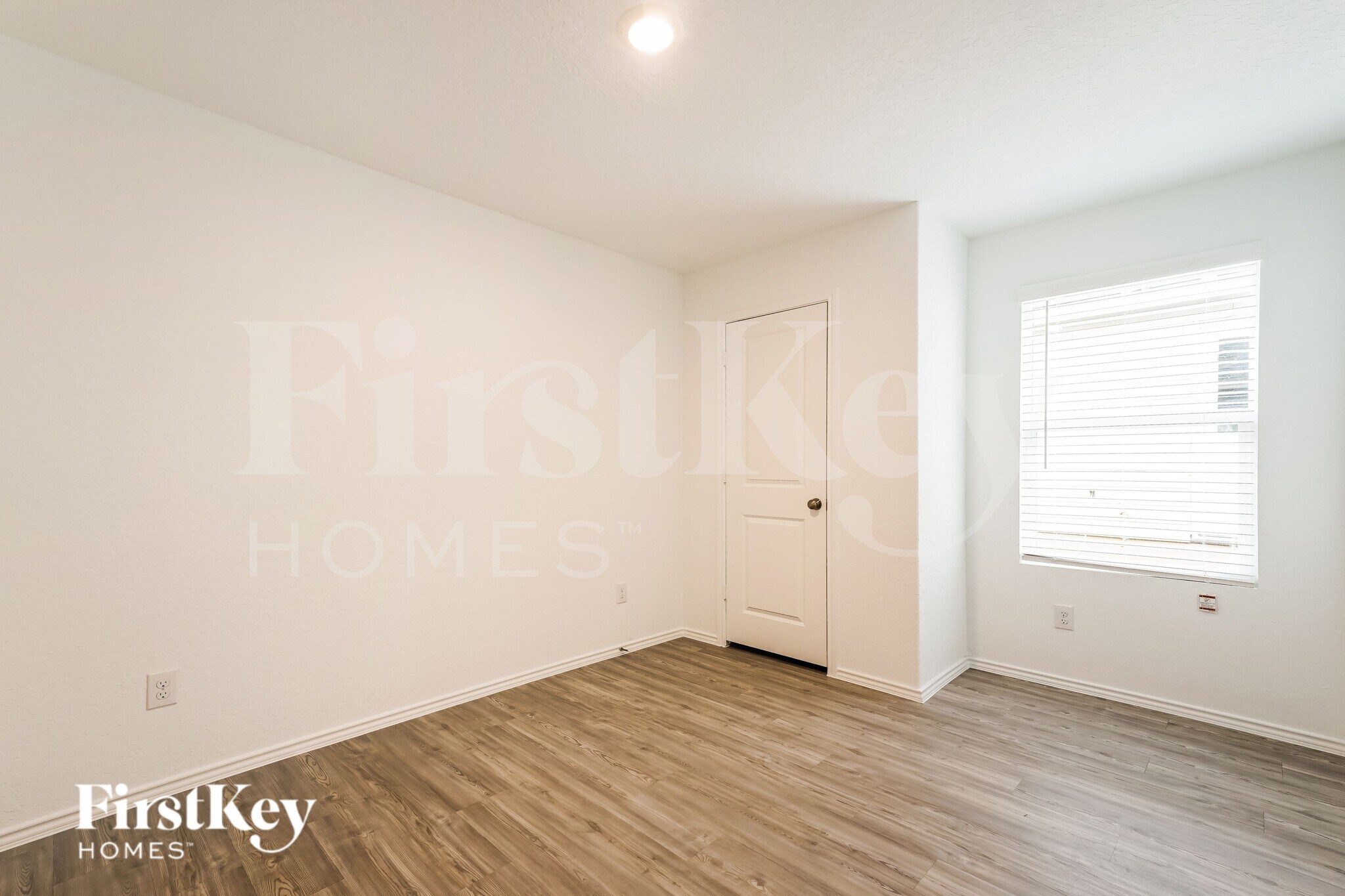 Building Photo - 14810 Dillard Ml