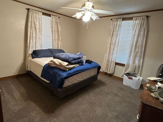 Building Photo - Fully furnished 3 bed 2 bath in Hamilton