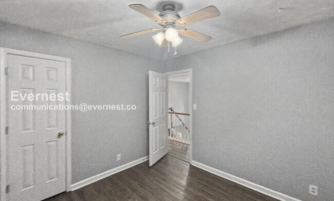 Building Photo - Modern Living in Saddle Bridge with Private Patio / 4 Beds and 2.5 Bath / Available Now!