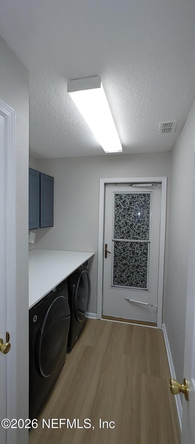 Building Photo - 11816 Collins Creek Dr