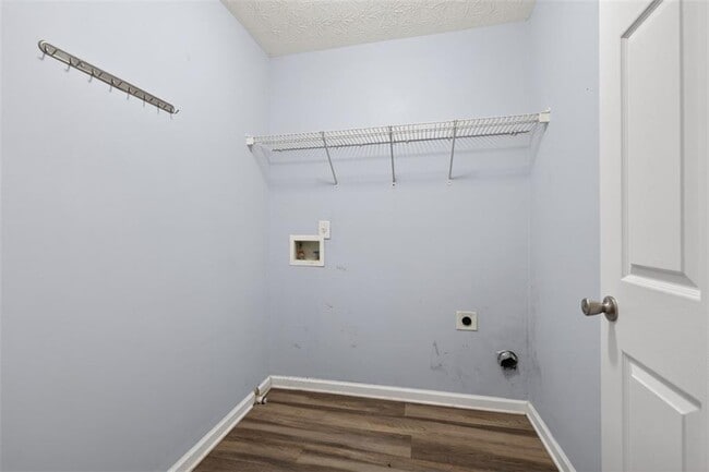 Building Photo - 4160 Plantation Mill Dr