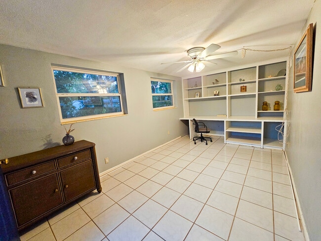 Building Photo - 3747 Coronado Rd