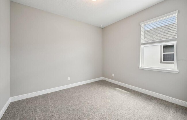 Building Photo - 1205 Pampus Dr