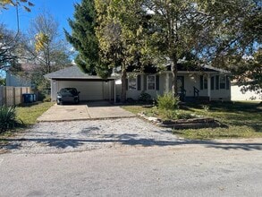 Building Photo - 317 S Market St