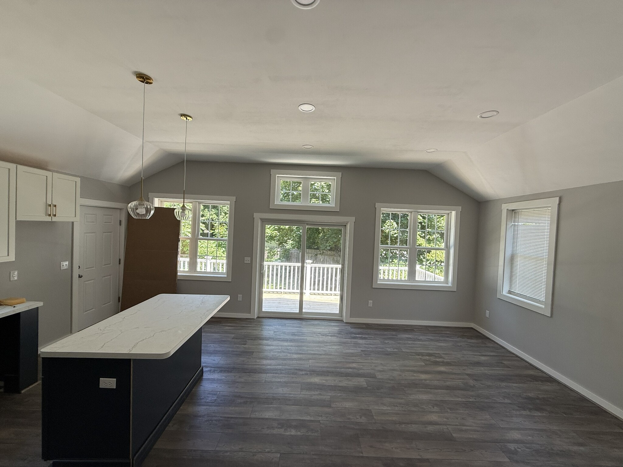 Building Photo - 18 Montello St