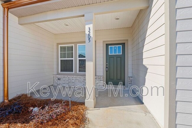 Building Photo - 3205 Venetian Dr