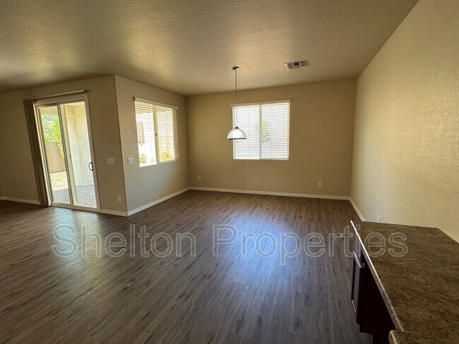 Building Photo - 20684 W White Rock Rd