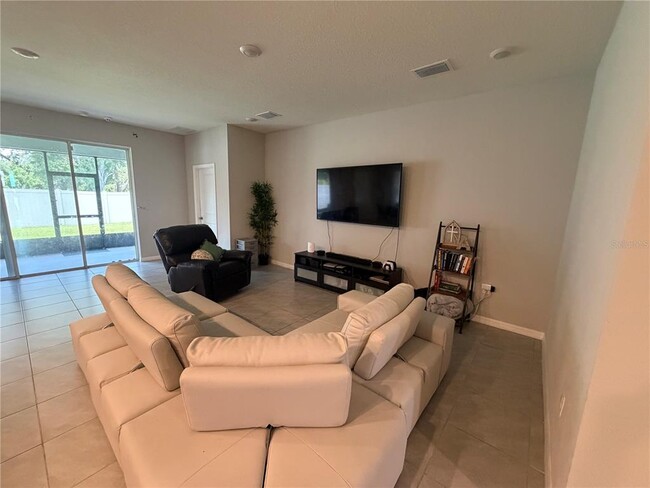 Building Photo - 3747 Capri Coast Dr