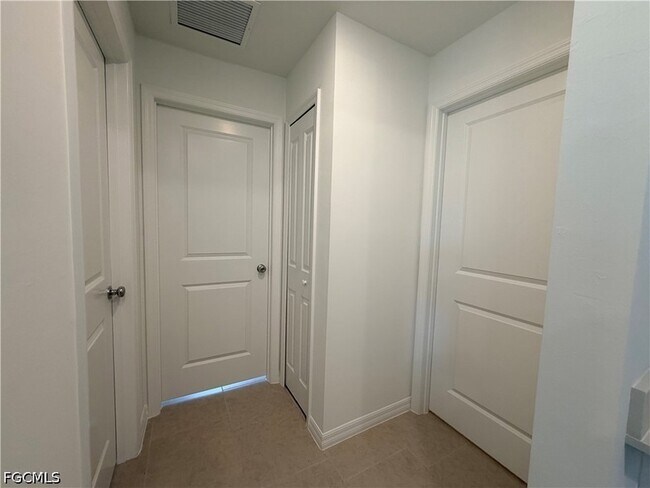 Building Photo - 4062 San Felice Ln