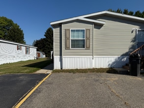Building Photo - 373 Tor St
