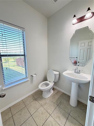 Building Photo - 9004 Brook Hill Ln