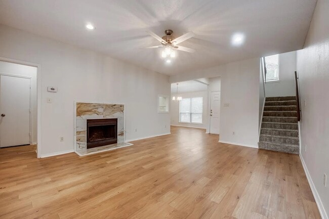 Building Photo - 500 Norwood Pl