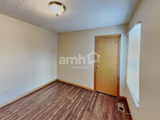 Building Photo - 7898 Antonio Ln